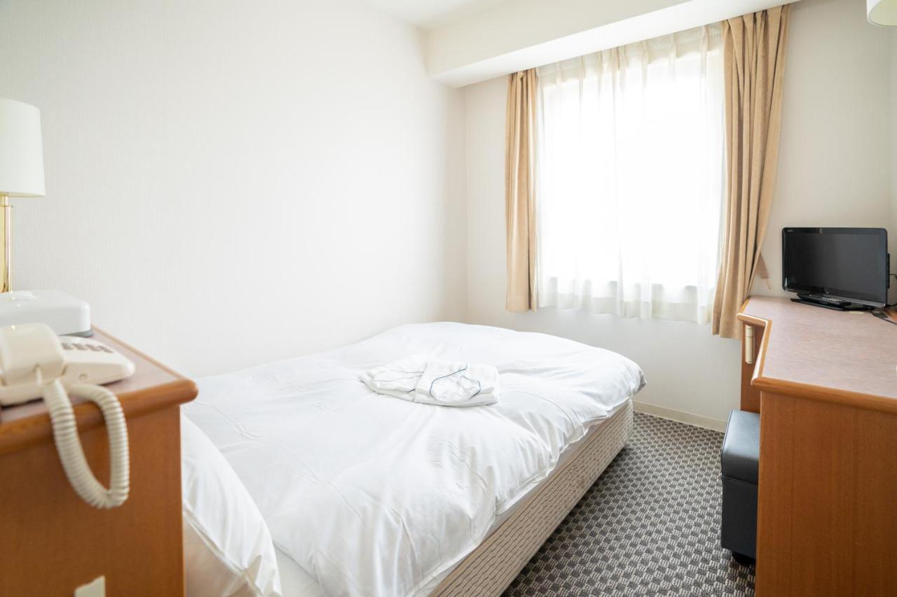 Hotel Casabella Inn Кобе Екстериор снимка